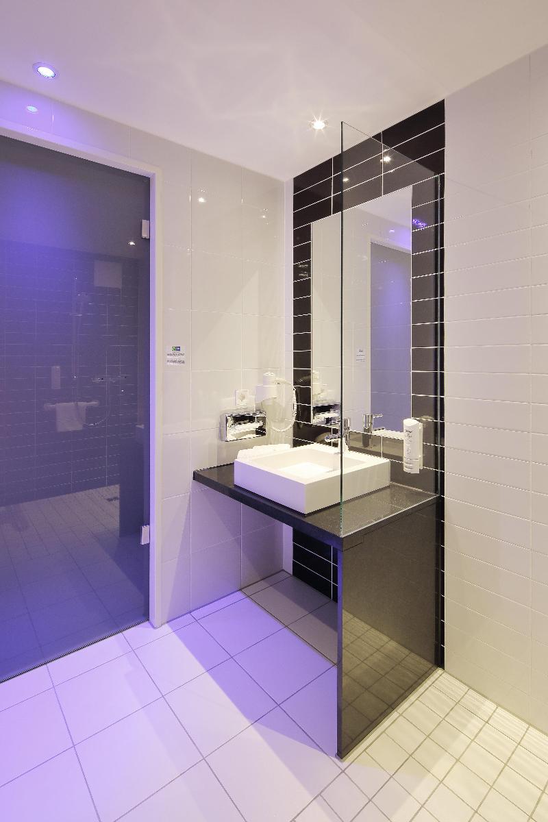 Holiday Inn Express Friedrichshafen - Oda