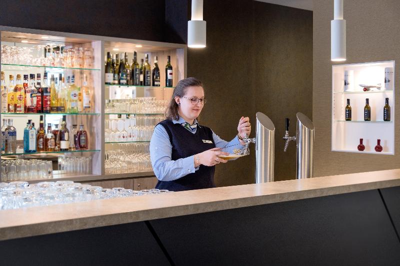 Holiday Inn Express Friedrichshafen - Restoran