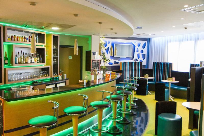 Holiday Inn Express Arras - Bar