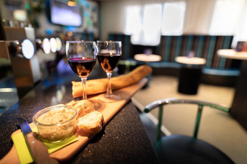 Holiday Inn Express Arras - Bar