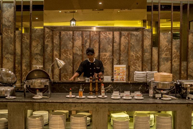Holiday Inn Cikarang Jababeka - Restoran