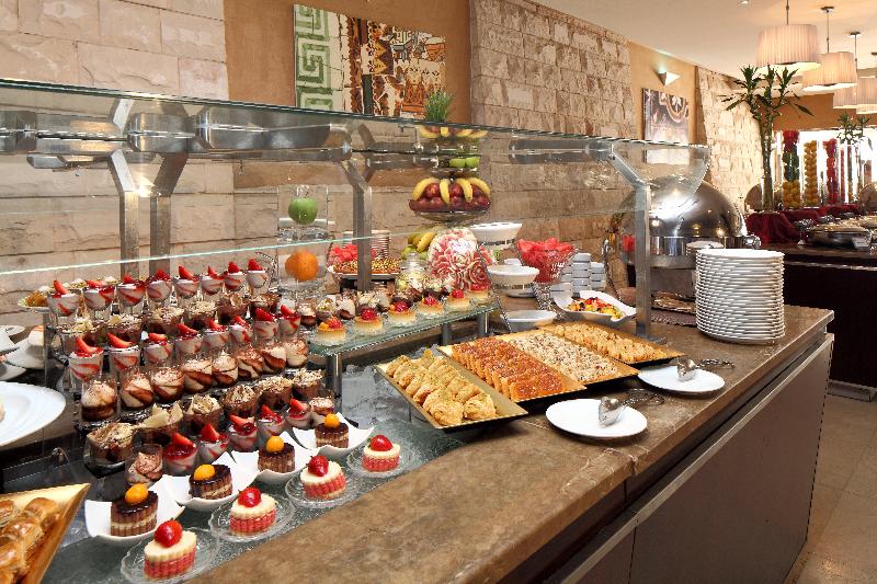 Holiday Inn Al Khobar Corniche - Restoran