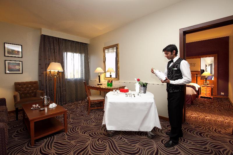 Holiday Inn Tabuk - Oda