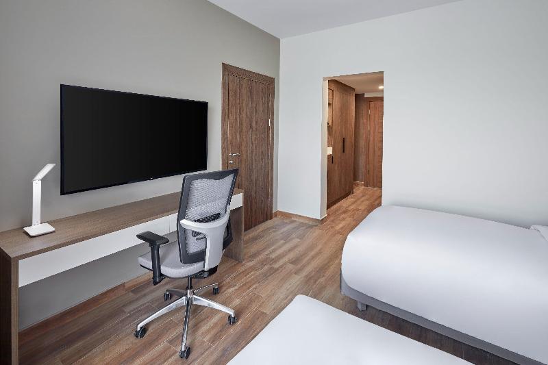 Holiday Inn Tabuk - Oda
