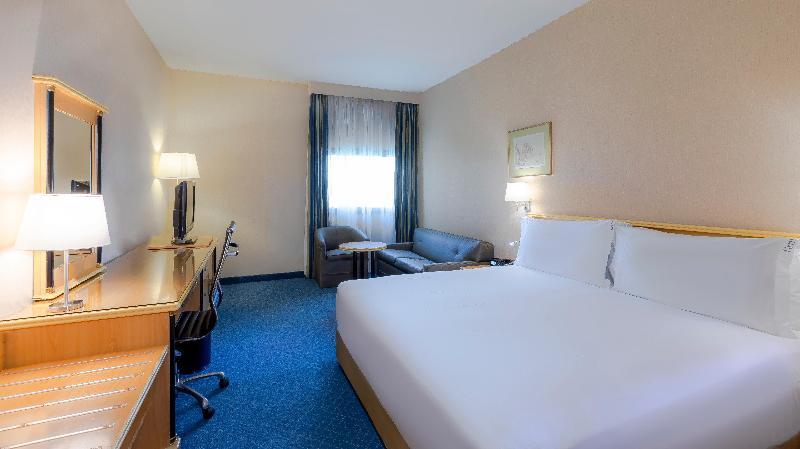 Holiday Inn Yanbu - Oda