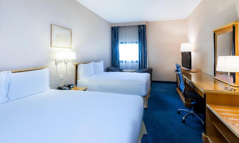 Holiday Inn Yanbu - Oda