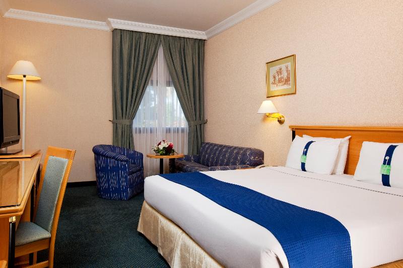 Holiday Inn Yanbu - Oda
