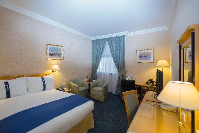 Holiday Inn Yanbu - Oda