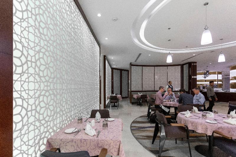 Holiday Inn Yanbu - Restoran