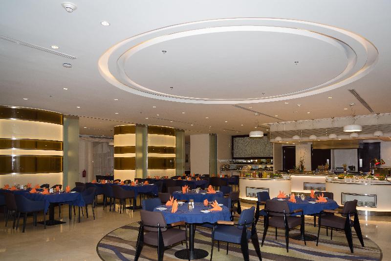 Holiday Inn Yanbu - Restoran