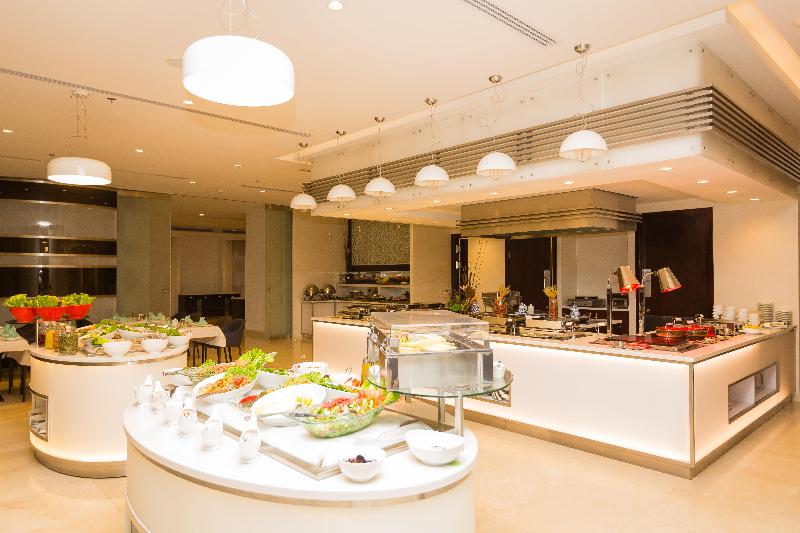 Holiday Inn Yanbu - Restoran