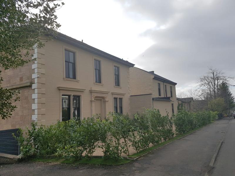 Crosshill Hotel - Genel