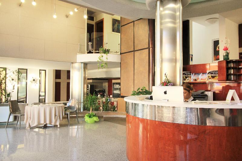 Hotel Fly Gallipoli - Lobi