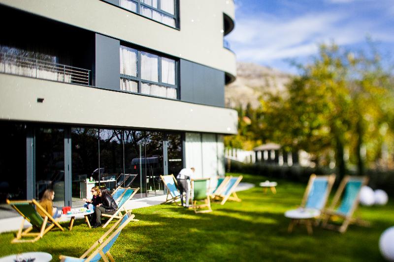 One Suite Hotel - Teras