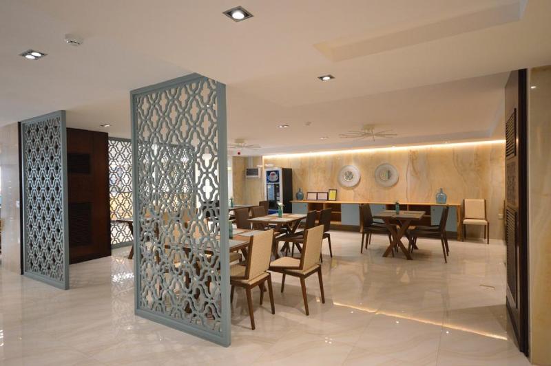 Rahhal Al Bahr Hotel Apartment - Restoran