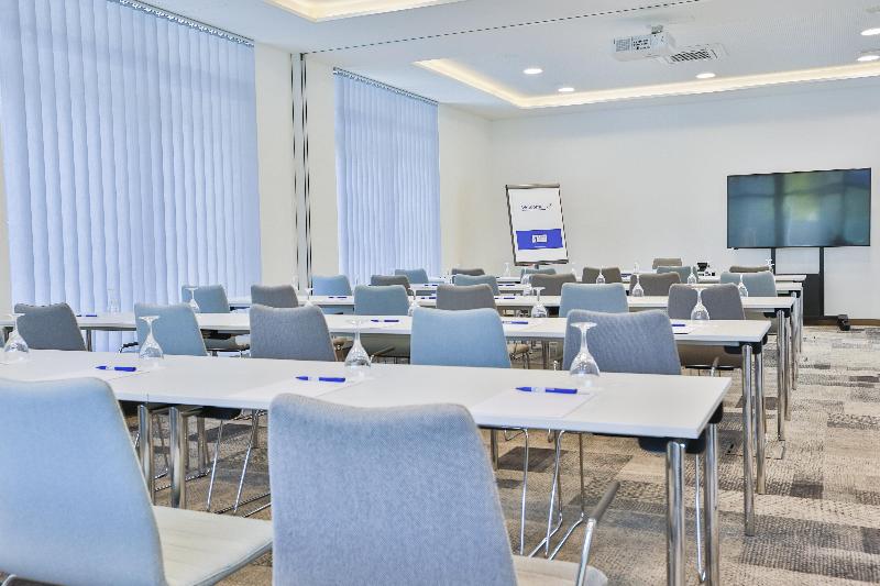 Holiday Inn Express Karlsruhe City Park - Toplantı