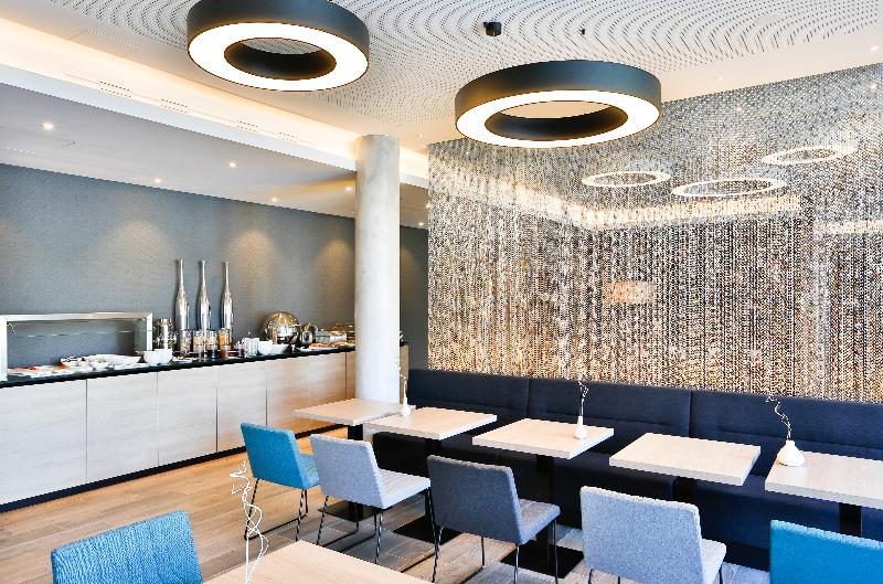 Holiday Inn Express Karlsruhe City Park - Restoran