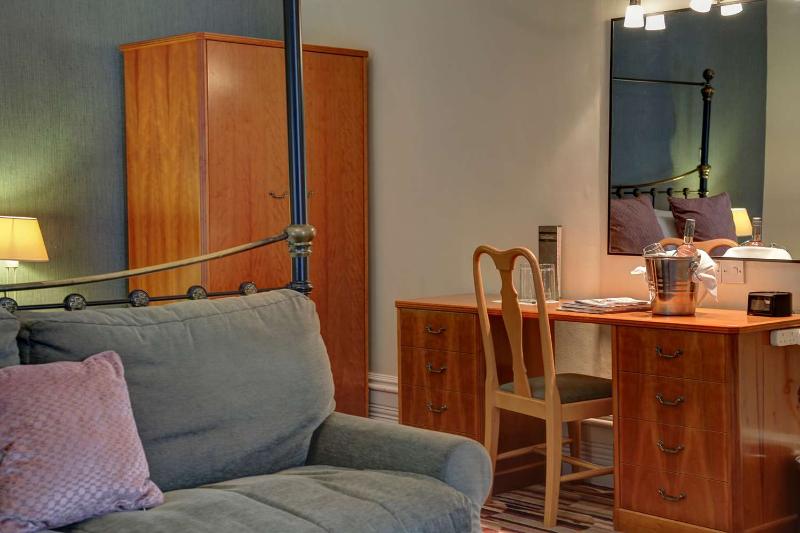 The Craiglands Hotel Sure Hotel Collection by BW - Oda