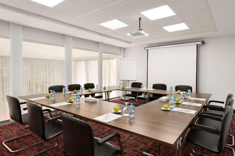 Ramada Encore Al-Khobar Olaya - Toplantı