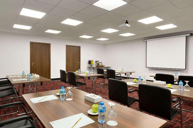 Ramada Encore Al-Khobar Olaya - Toplantı