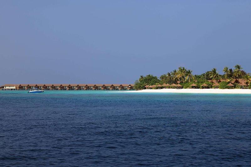 Reethi Faru Resort - Plaj