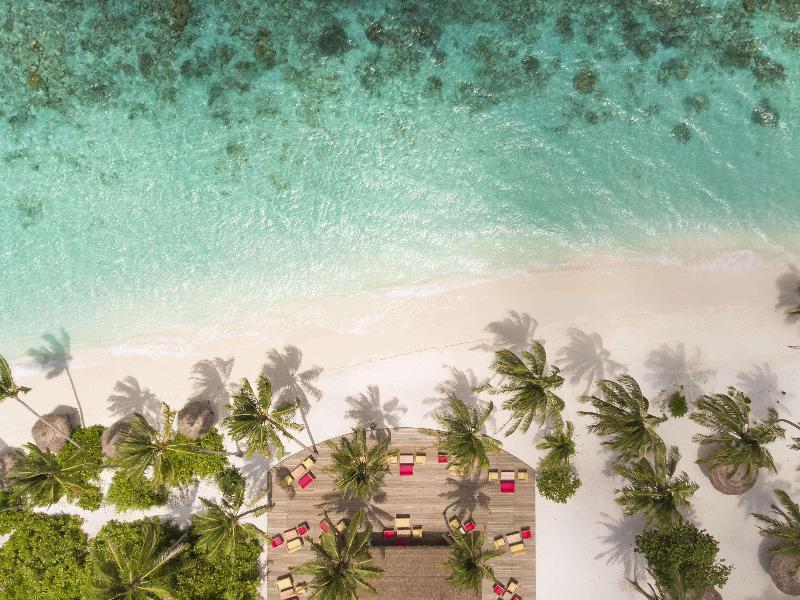 Reethi Faru Resort - Plaj