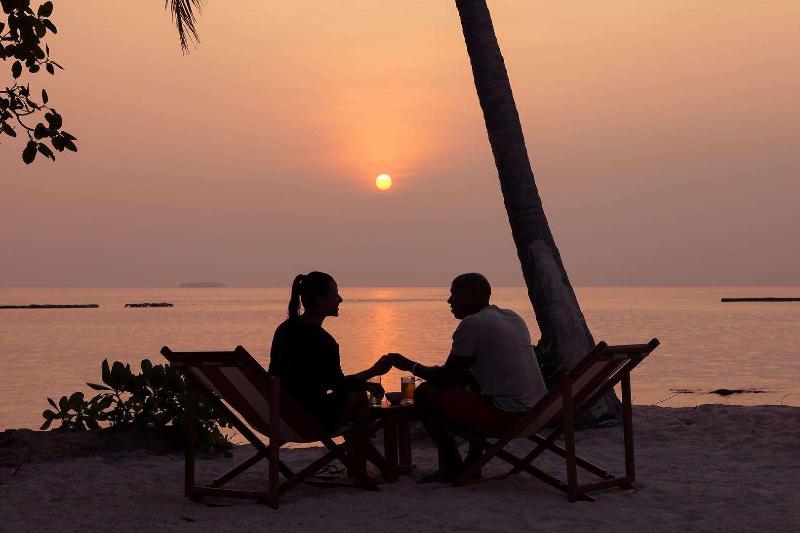 Reethi Faru Resort - Plaj