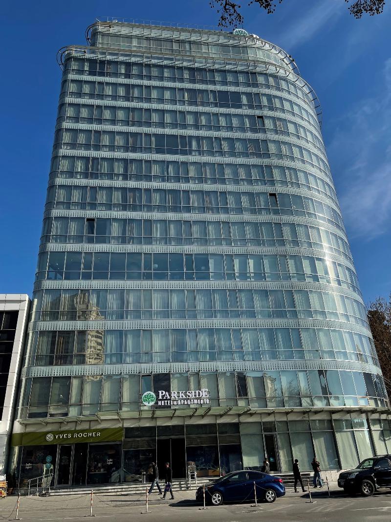 Parkside Hotel & Apartments - Genel
