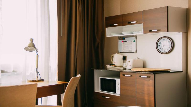 Parkside Hotel & Apartments - Oda