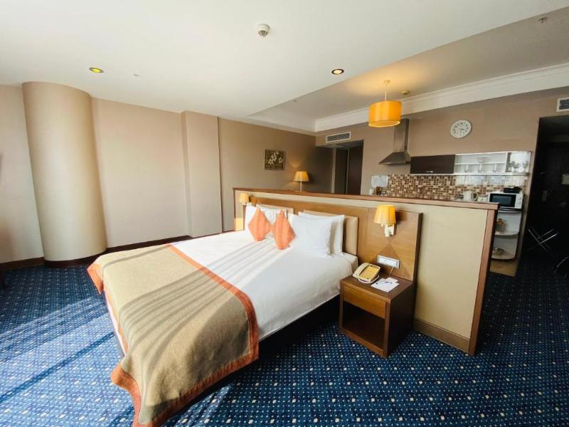 Parkside Hotel & Apartments - Oda