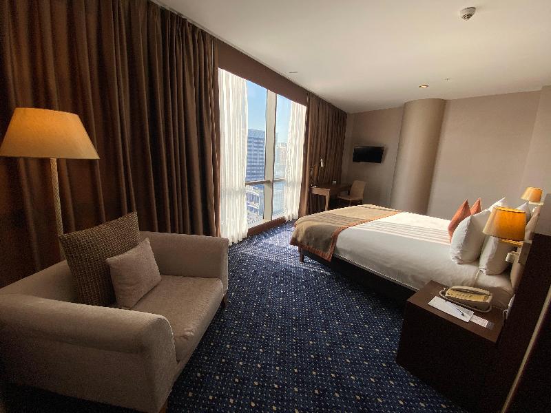Parkside Hotel & Apartments - Oda