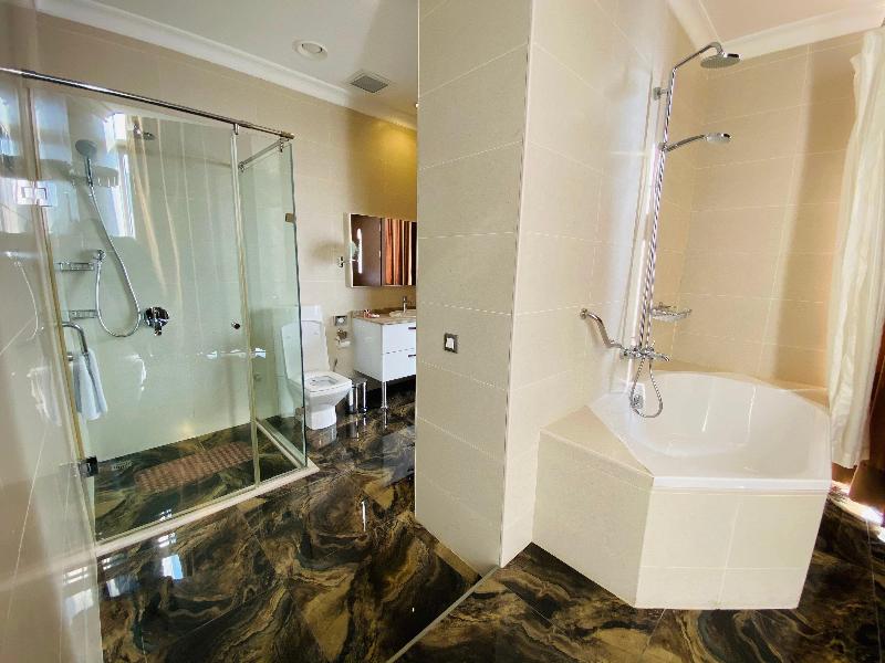 Parkside Hotel & Apartments - Oda