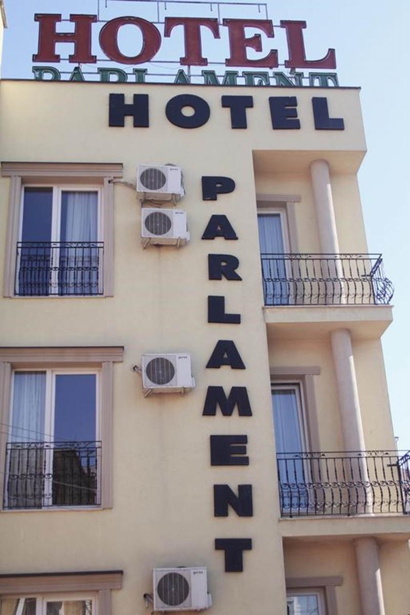 Parlament Hotel - Genel