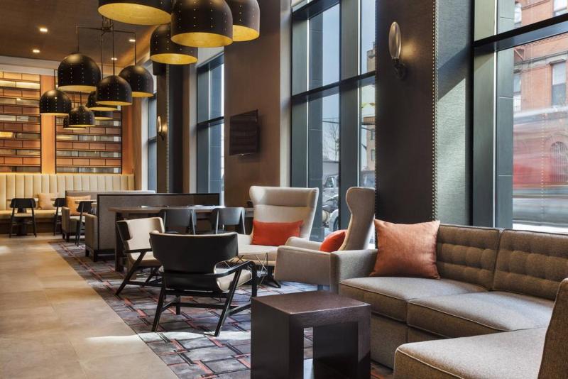 Four Points by Sheraton Manhattan Midtown West - Lobi