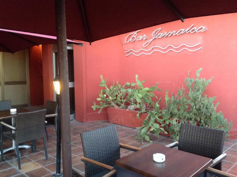 El Hana International - Genel