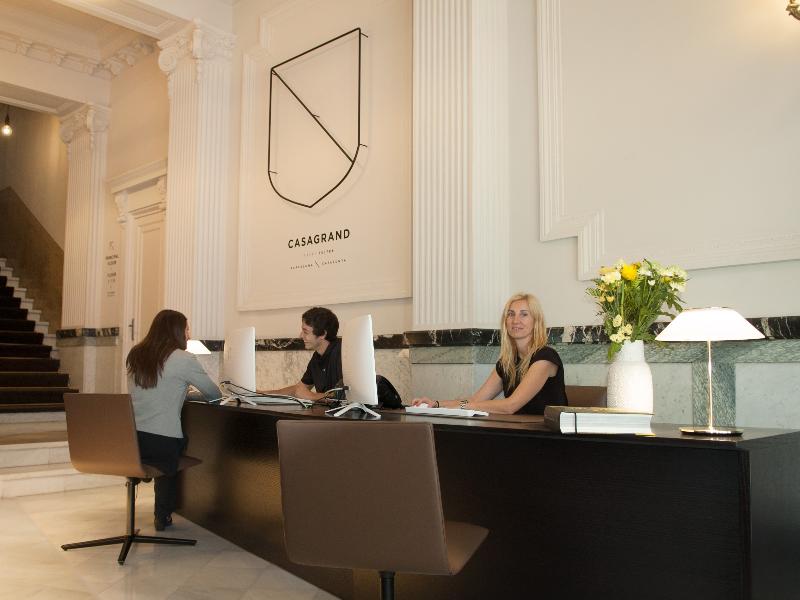 Casagrand Luxury Suites - Lobi