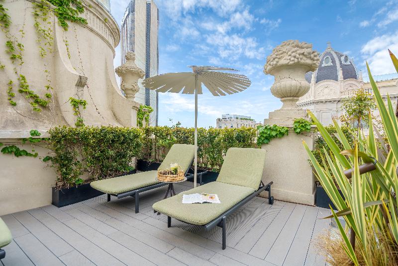 Casagrand Luxury Suites - Teras