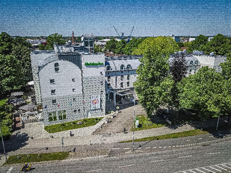 Holiday Inn Luebeck - Genel