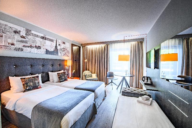 Holiday Inn Luebeck - Oda