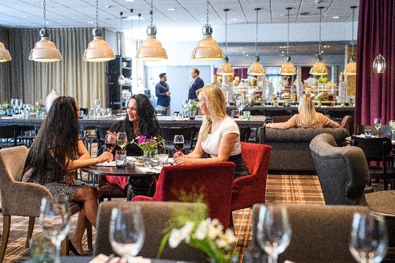 Holiday Inn Luebeck - Restoran