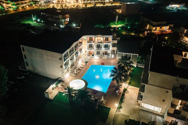 Stavros Beach Hotel Resort - Havuz