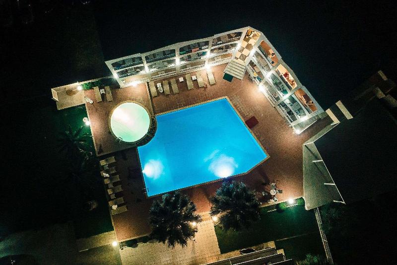 Stavros Beach Hotel Resort - Havuz