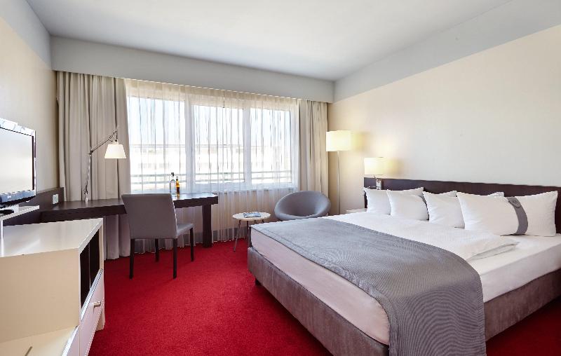 Holiday Inn Berlin Airport Conference Center - Oda