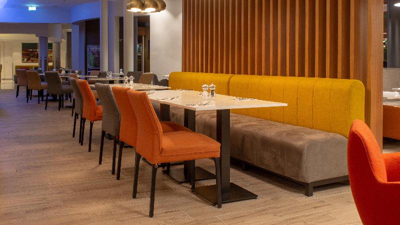 Holiday Inn Berlin Airport Conference Center - Restoran