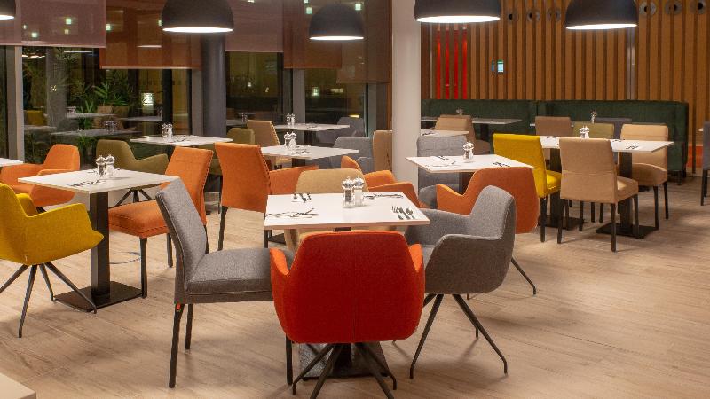 Holiday Inn Berlin Airport Conference Center - Restoran