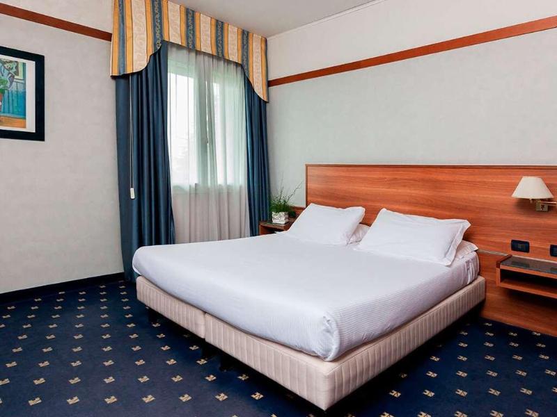 SHG Hotel Bologna - Oda