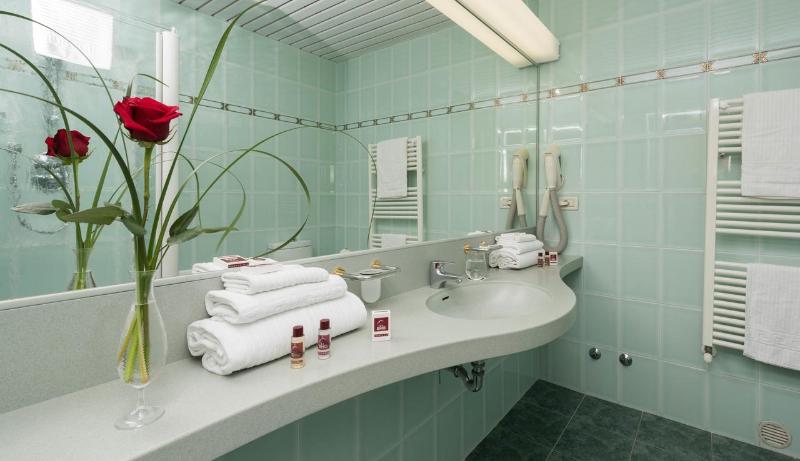 SHG Hotel Bologna - Oda