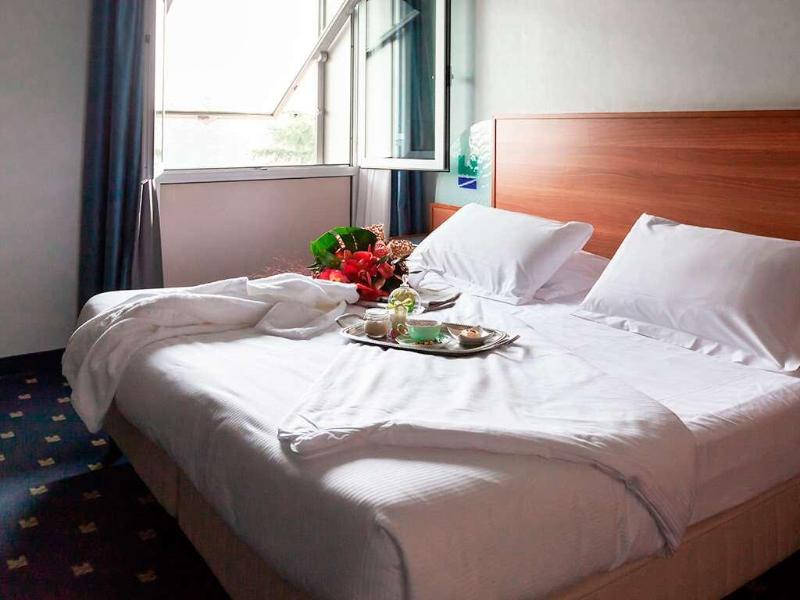 SHG Hotel Bologna - Oda