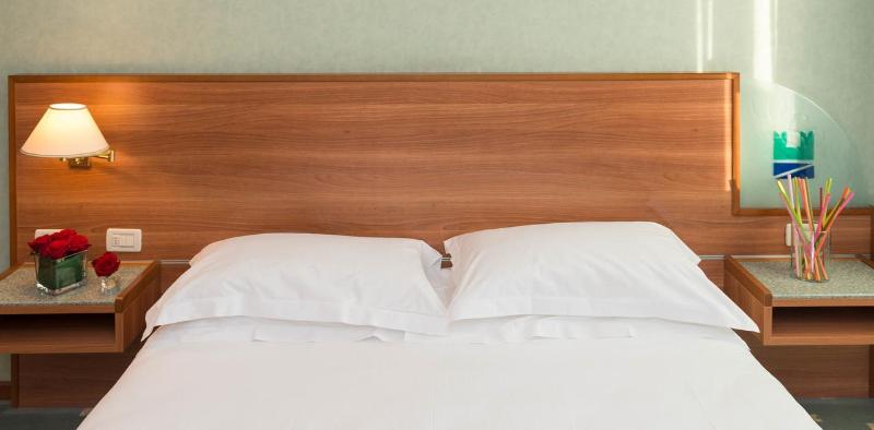 SHG Hotel Bologna - Oda