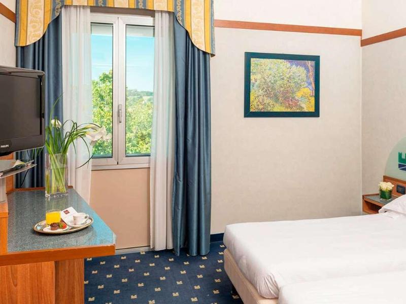 SHG Hotel Bologna - Oda